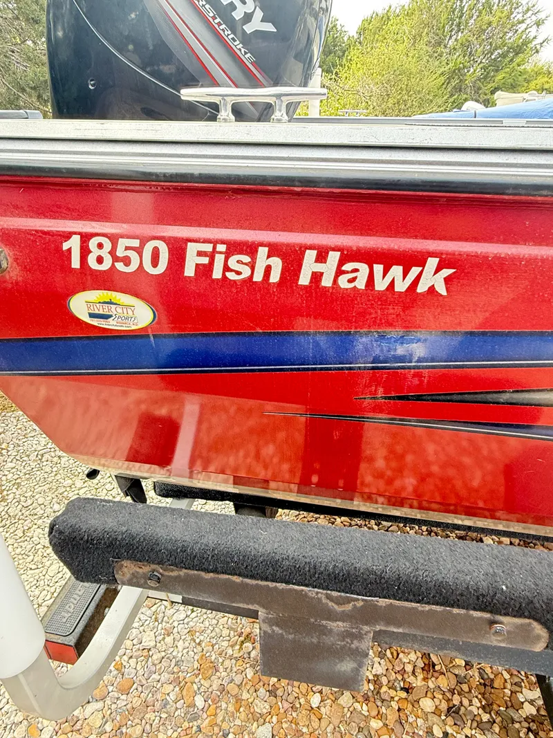 Slide: The Image of Crestliner 1850 FISHHAWK 2014 - 5