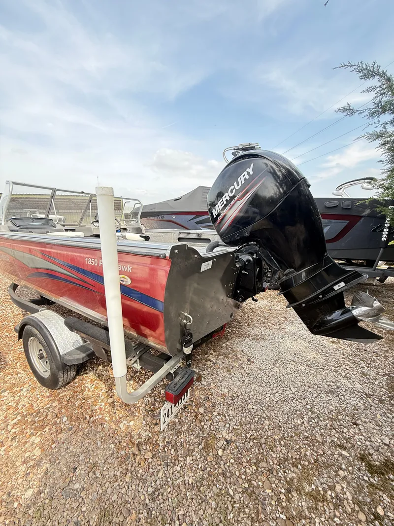 Slide: The Image of Crestliner 1850 FISHHAWK 2014 - 7