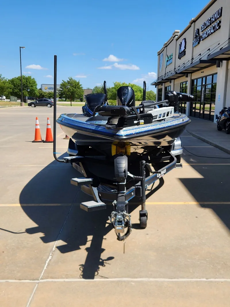 Slide: The Image of Caymas CX 21 2022 - 3