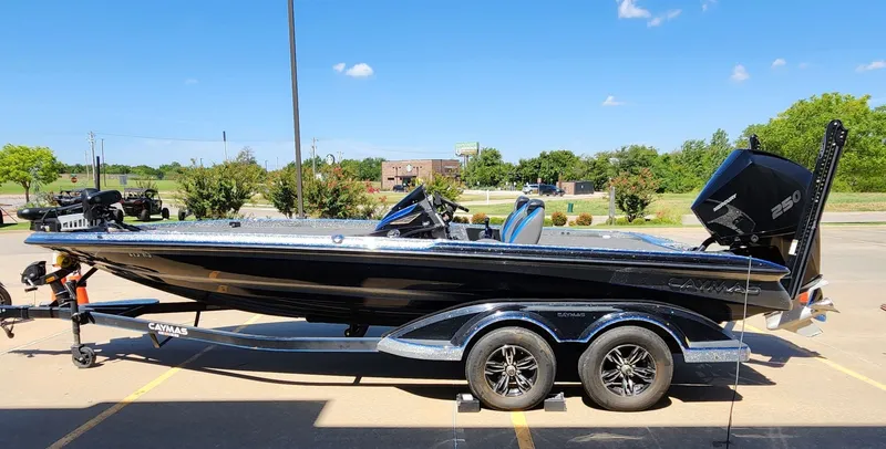 Slide: The Image of Caymas CX 21 2022 - 5