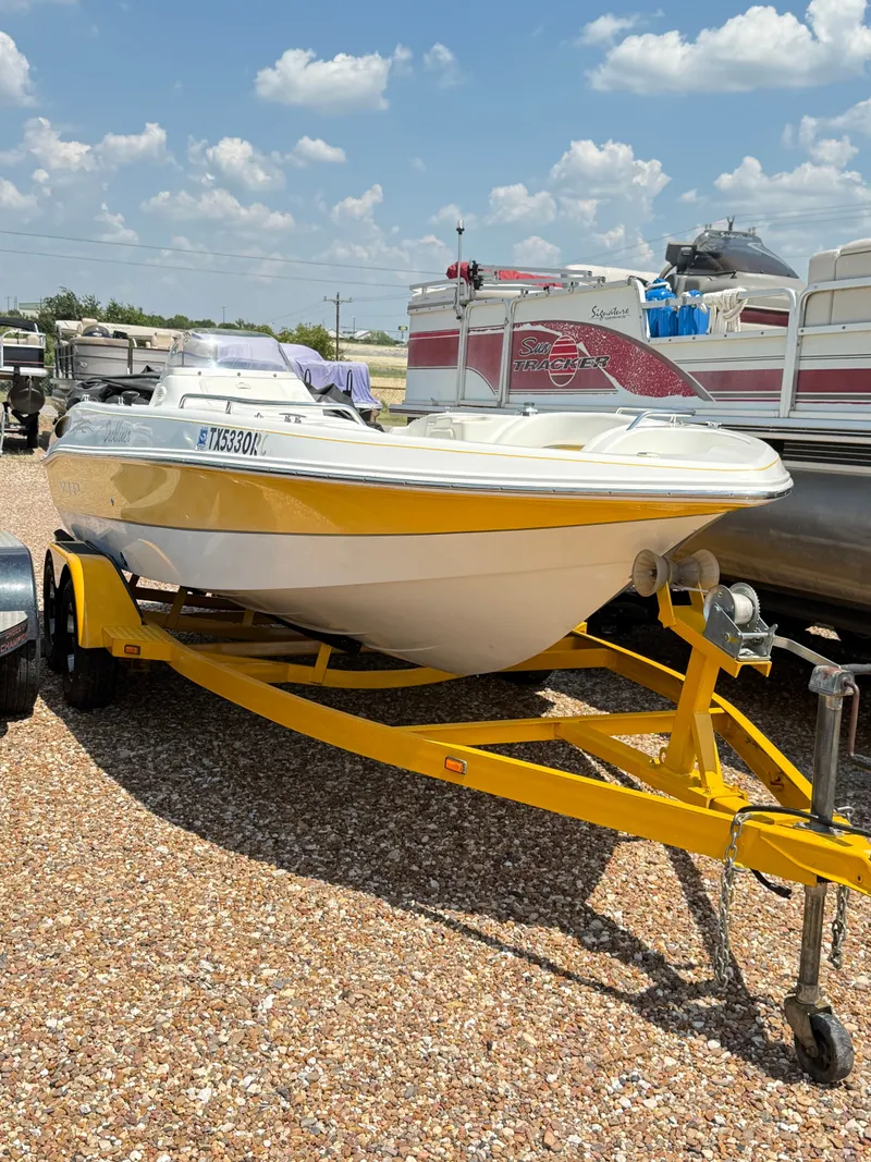 Slide: The Image of VIP 191 S/C DECKLINER 2004 - 15