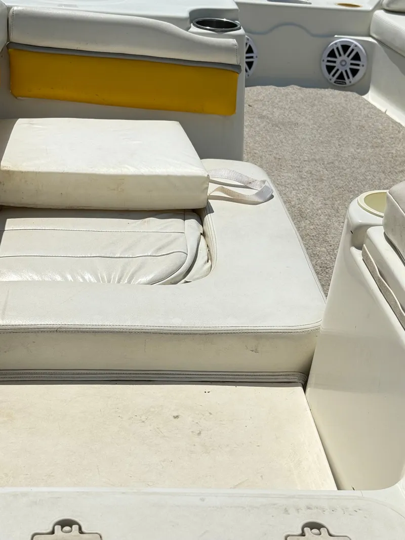 Slide: The Image of VIP 191 S/C DECKLINER 2004 - 19