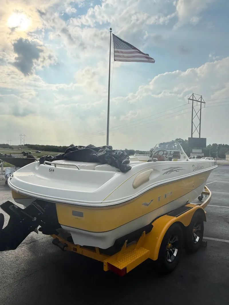 Slide: The Image of VIP 191 S/C DECKLINER 2004 - 3