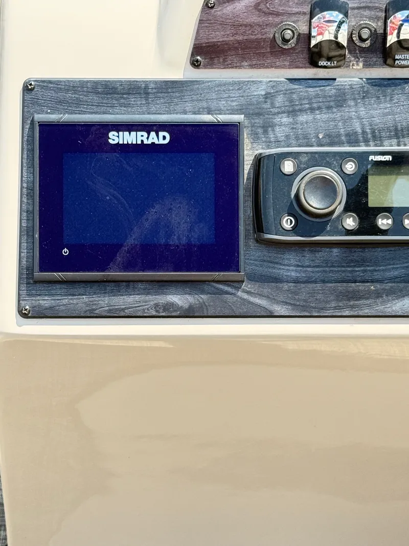 Slide: The Image of Harris Cruiser 220 2017 - 10