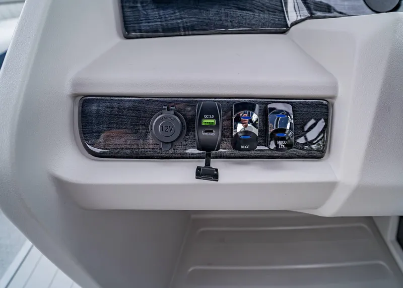 Slide: The Image of Tahoe LTZ Quad Lounge 2025 - 12