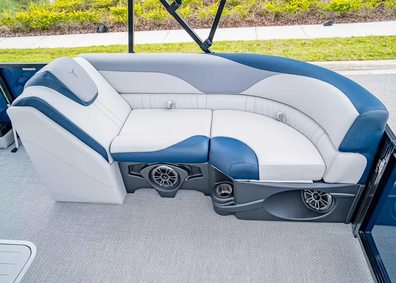 Slide: The Image of Tahoe LTZ Quad Lounge 2025 - 22