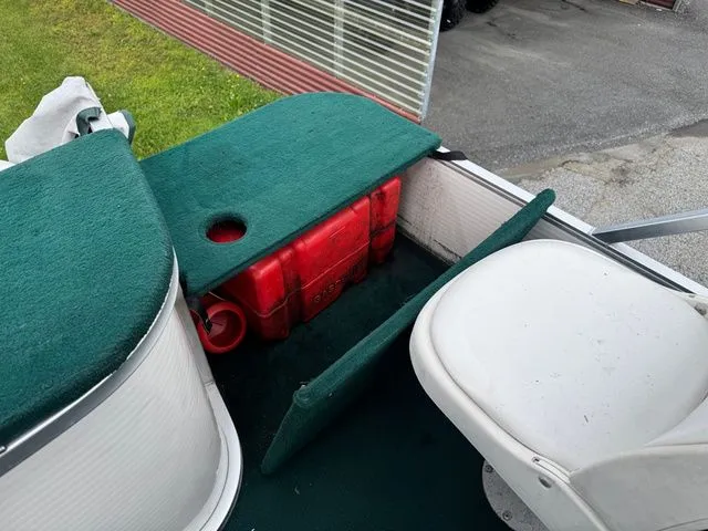 Slide: The Image of Sweetwater 180FC 2000 - 6