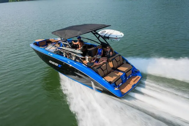 Slide: The Image of Yamaha 255XD 2026 - 17