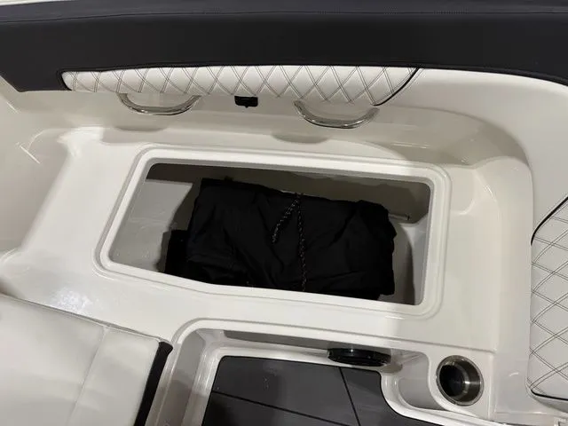 Slide: The Image of Bayliner DX 2250 2023 - 25