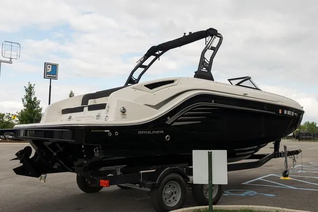 Slide: The Image of Bayliner DX 2250 2023 - 3