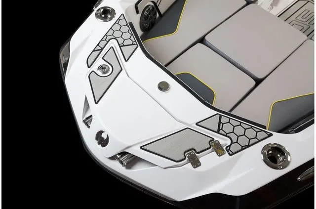 Slide: The Image of Scarab 255 Open ID 2019 - 19