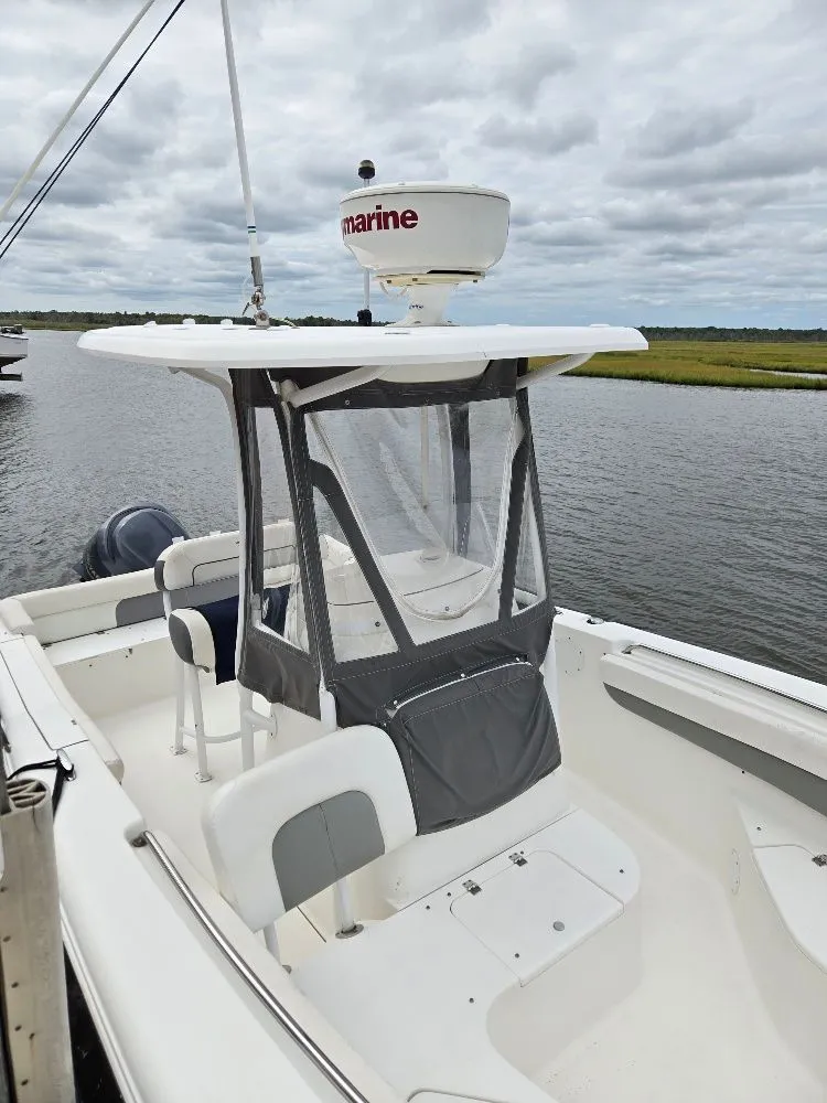 Slide: The Image of Tidewater 230 2014 - 7