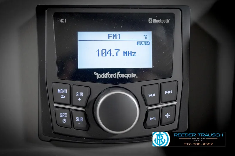 Slide: The Image of Rockford Fosgate PMX-1 stereo system in 2026 Bennington 22 SLJ boat. - 33