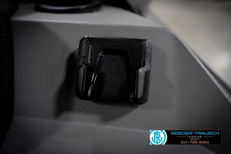Slide: The Image of 2026 Bennington 22 SLJ boat interior detail with Reeder-Trausch Marine branding. - 35