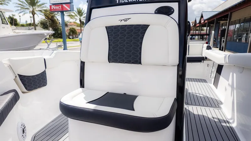 Slide: The Image of Tidewater 232 LXF 2026 - 20