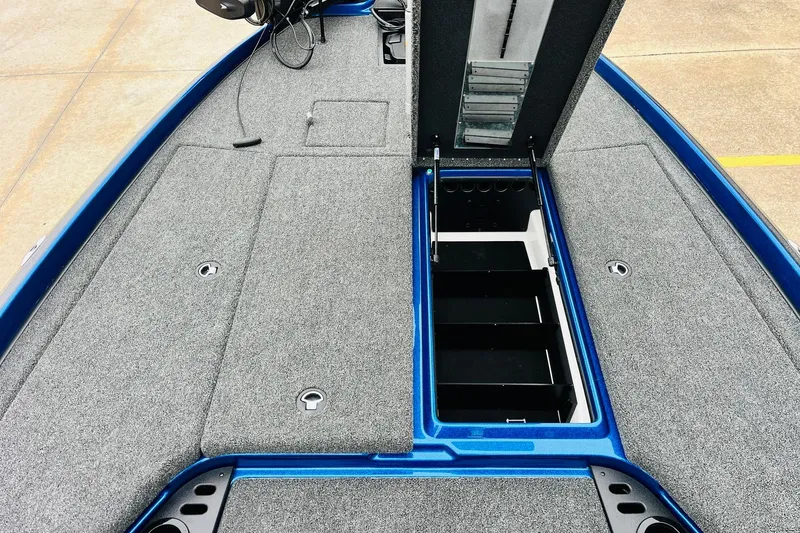Slide: The Image of 2026 Nitro Z21 XL Pro boat deck with open storage compartments. - 83
