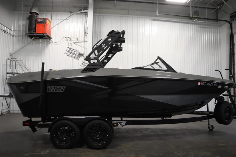 Slide: The Image of 2022 Heyday H22 boat on trailer in indoor storage facility. - 4