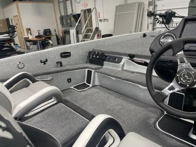 Slide: The Image of Phoenix Bass Boat 818 Pro 2026 - 3