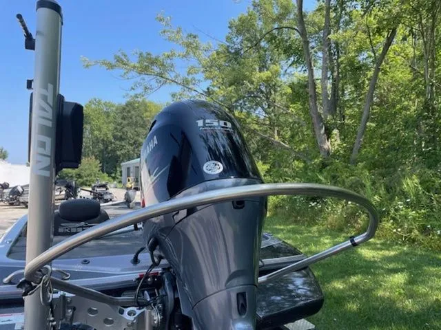 Slide: The Image of Skeeter ZX150 2021 - 7