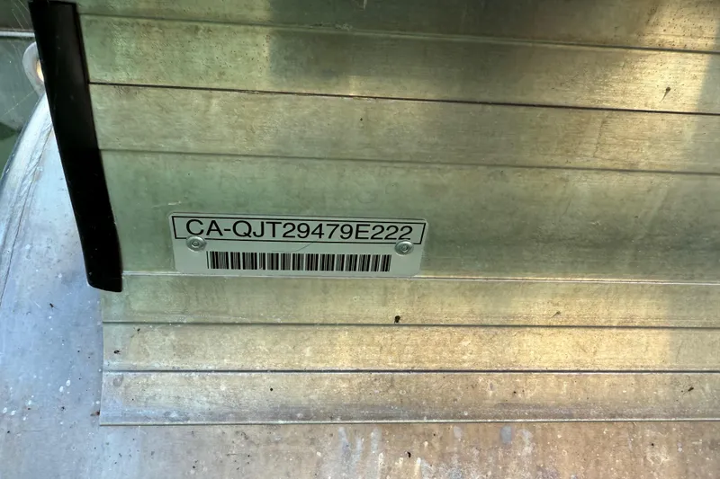 Slide: The Image of Hull identification number on 2022 Princecraft Vectra 23 RL boat. - 21