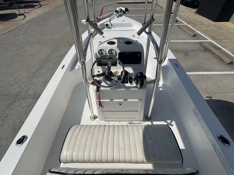 Slide: The Image of Piranha Casador B2200 2018 - 22