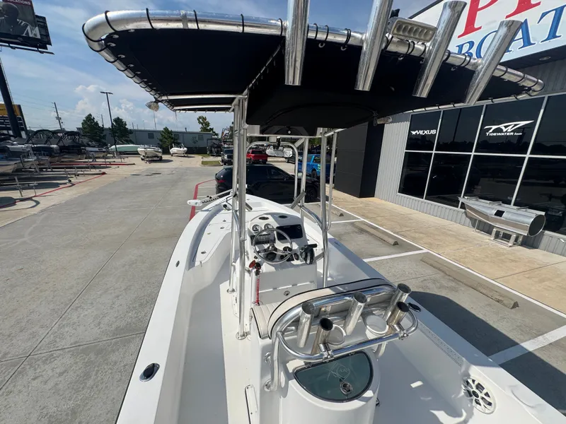 Slide: The Image of Piranha Casador B2200 2018 - 41