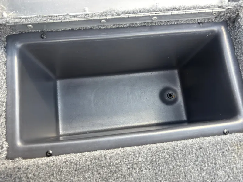 Slide: The Image of Bass Tracker Pro Team 175TXW 2023 - 15