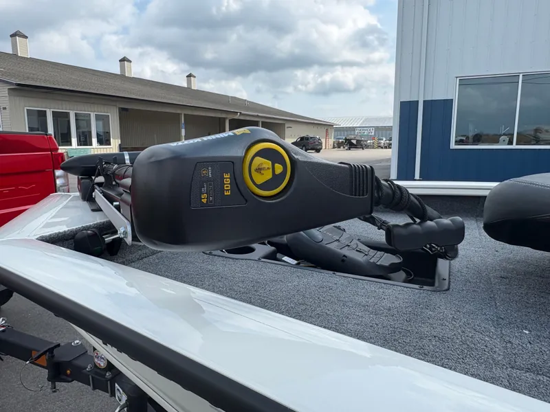 Slide: The Image of Bass Tracker Pro Team 175TXW 2023 - 4