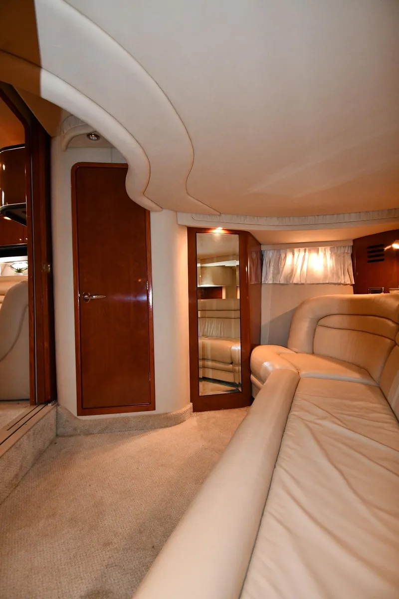 Slide: The Image of Sea Ray Sundancer 460 2003 - 62