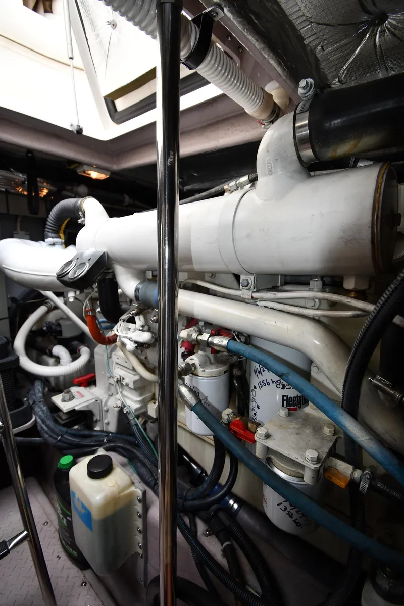 Slide: The Image of Sea Ray Sundancer 460 2003 - 72