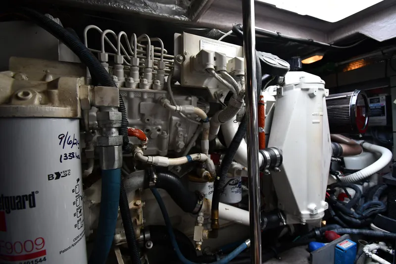 Slide: The Image of Sea Ray Sundancer 460 2003 - 73