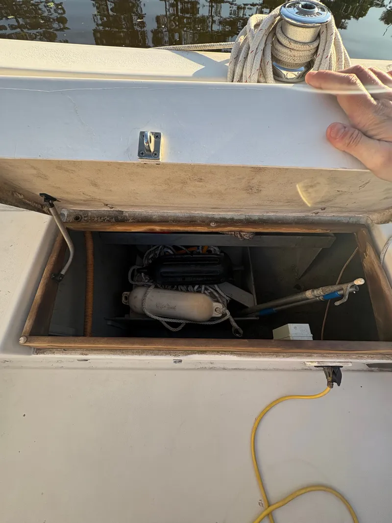 Slide: The Image of Nonsuch Nonsuch 22 1987 - 6