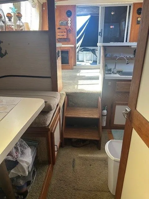 Slide: The Image of Silverton 37 Convertible 1987 - 10