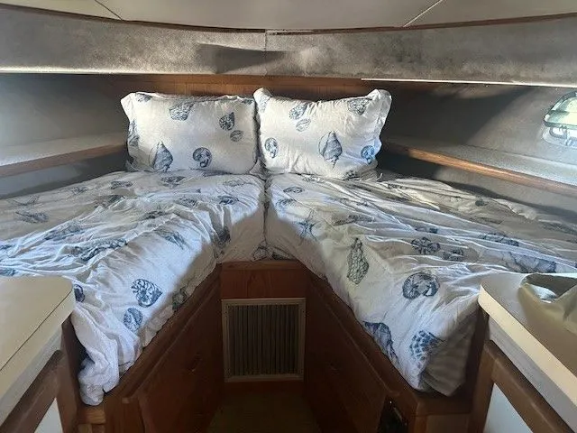 Slide: The Image of Silverton 37 Convertible 1987 - 9