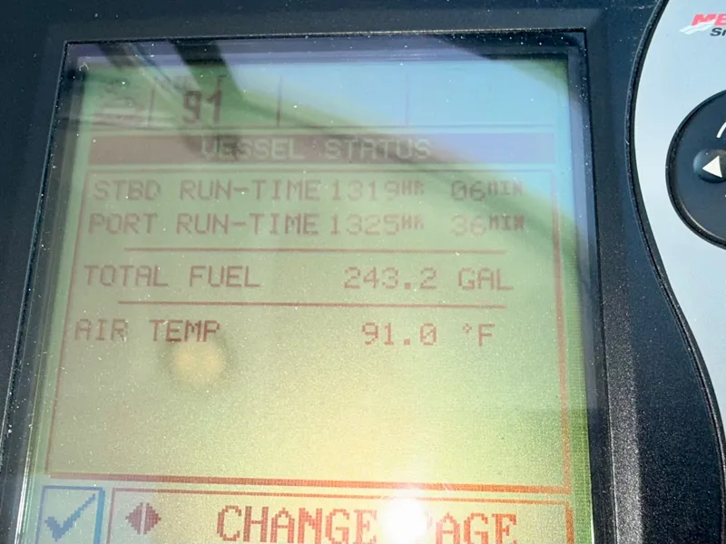 Slide: The Image of Sea Ray 500 Sundancer 2003 - 19