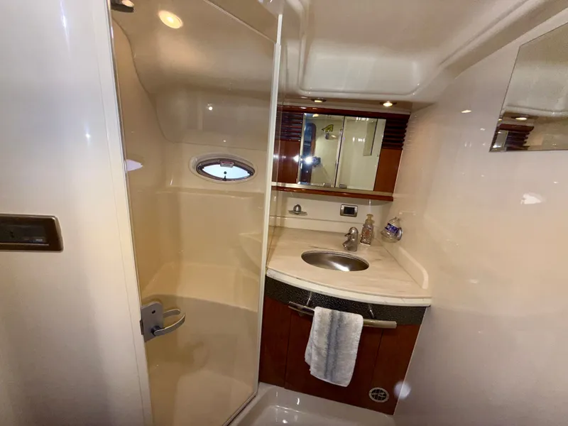 Slide: The Image of Sea Ray 500 Sundancer 2003 - 34