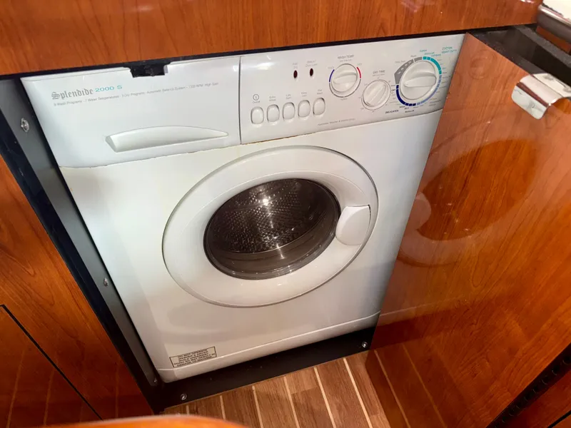 Slide: The Image of Sea Ray 500 Sundancer 2003 - 44