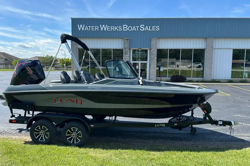 The Image of 2026 Lund 185 Impact GL boat on trailer at Water Werks Boat Sales. - 0