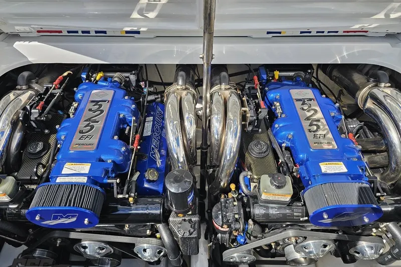 Slide: The Image of Twin Mercury 525 EFI engines in a 2012 Formula 382 FASTech boat. - 81