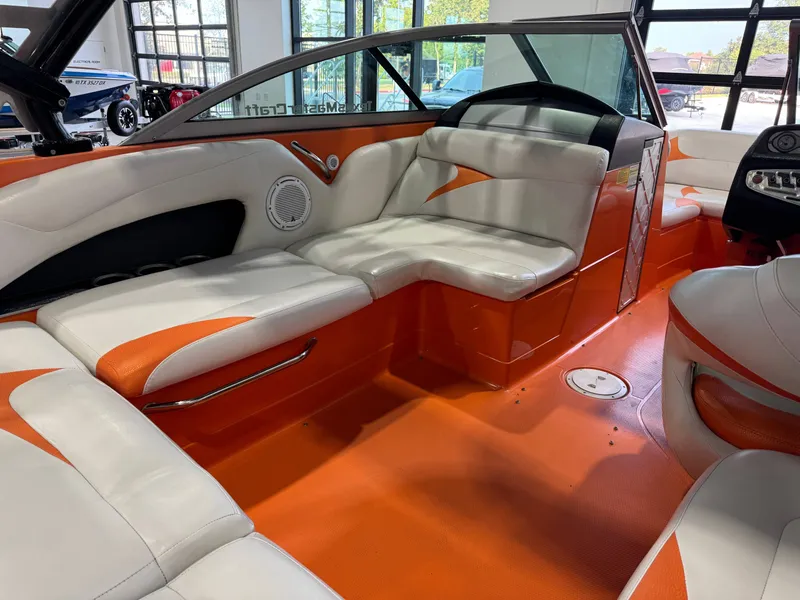 Slide: The Image of MasterCraft X2 2007 - 14