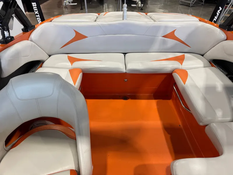 Slide: The Image of MasterCraft X2 2007 - 22