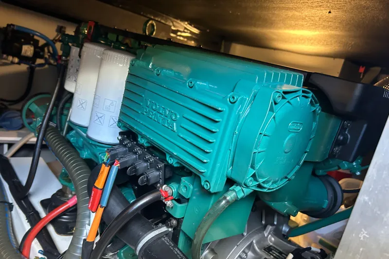 Slide: The Image of Engine compartment of 2018 Beneteau Swift Trawler 44 with Volvo Penta engine. - 37