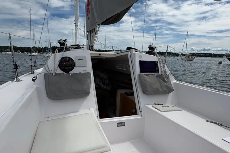 Slide: The Image of Catalina 275 Sport 2018 - 11