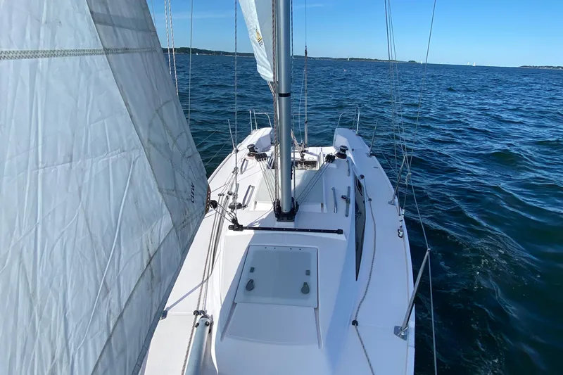 Slide: The Image of Catalina 275 Sport 2018 - 5