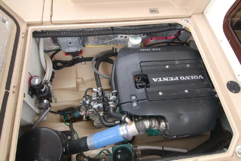 Slide: The Image of Engine compartment of 2016 Ranger Tugs R25 SC with Volvo Penta motor. - 14