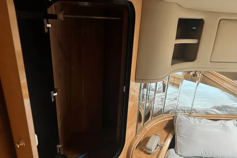 Slide: The Image of Sea Ray Sundancer 540 1998 - 59