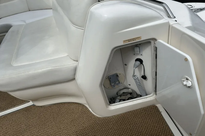 Slide: The Image of Sea Ray Sundancer 540 1998 - 84