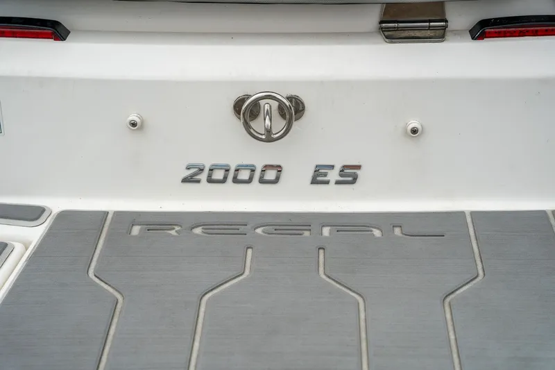 Slide: The Image of Regal 2000 ES 2022 - 3