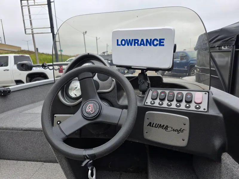 Slide: The Image of Alumacraft 165 CS 2019 - 12