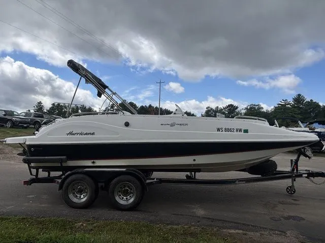 Slide: The Image of Hurricane Fun Deck 202 Sport 2012 - 5